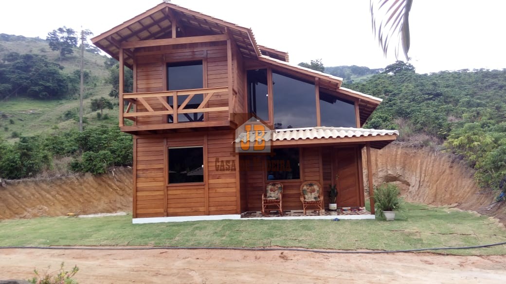 Casa de Madeira Duplex – Venda Nova do Imigrante-ES - 91,00 m²