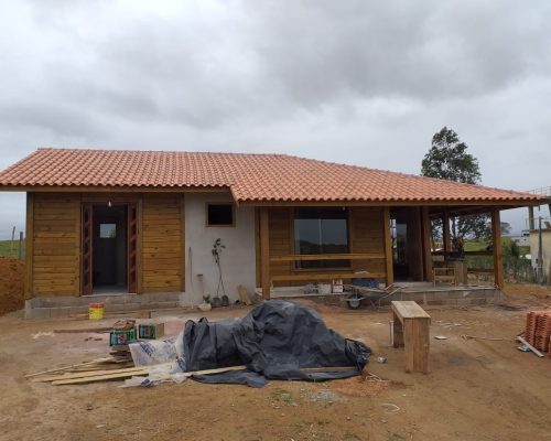 Casa de Madeira - Anchieta-ES – 89 m²