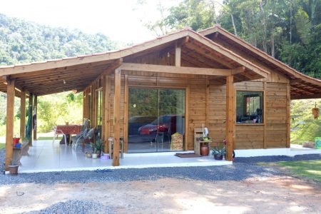 Promoção: Casa de Pinus Tratado 100 m² - JB Casas